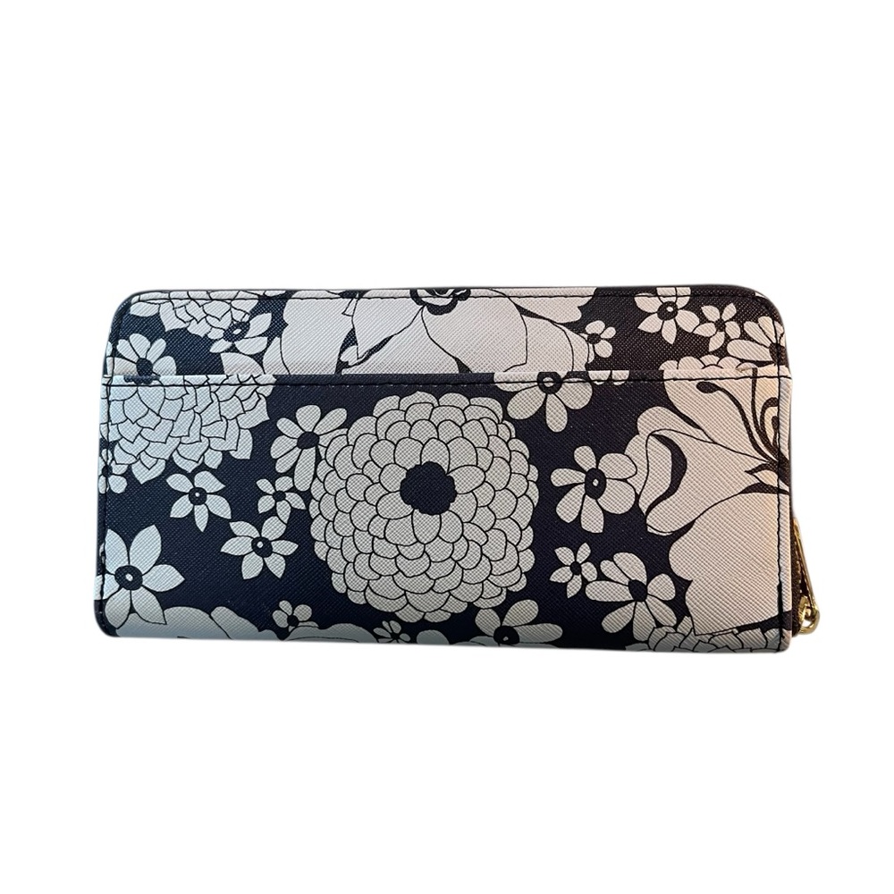 🆕 Trina Turk Navy and White floral Women's Wallet